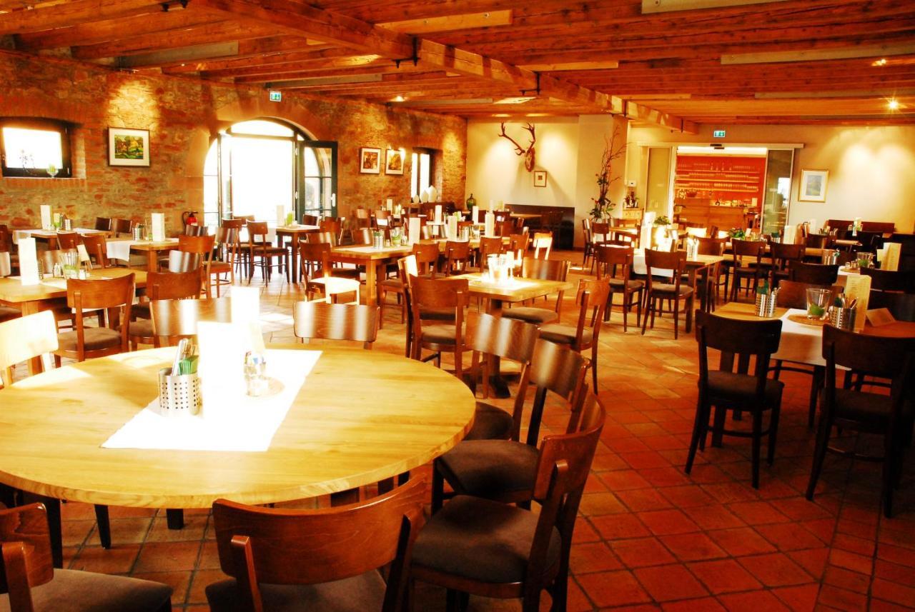 Kaefernberg - Weinhotel Alzenau in Unterfranken Exterior foto
