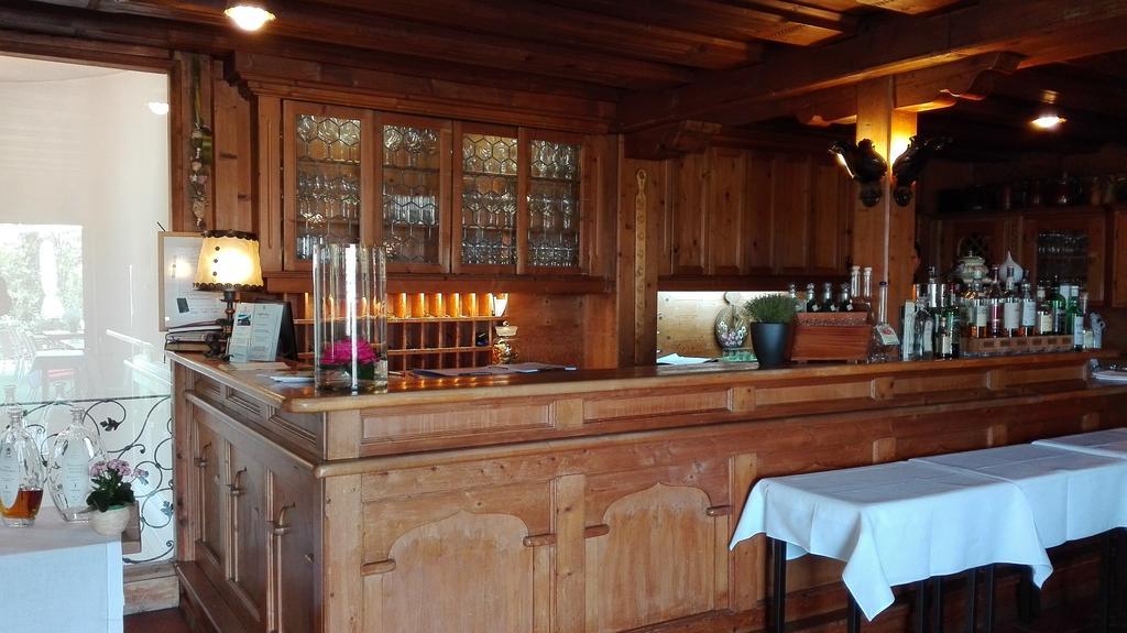 Kaefernberg - Weinhotel Alzenau in Unterfranken Exterior foto